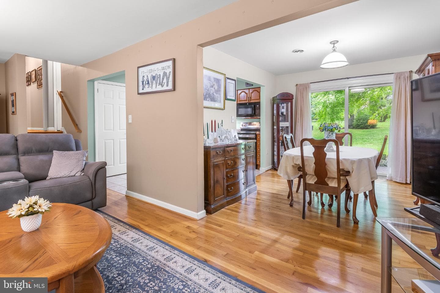 5412 Ridge Road photo 7