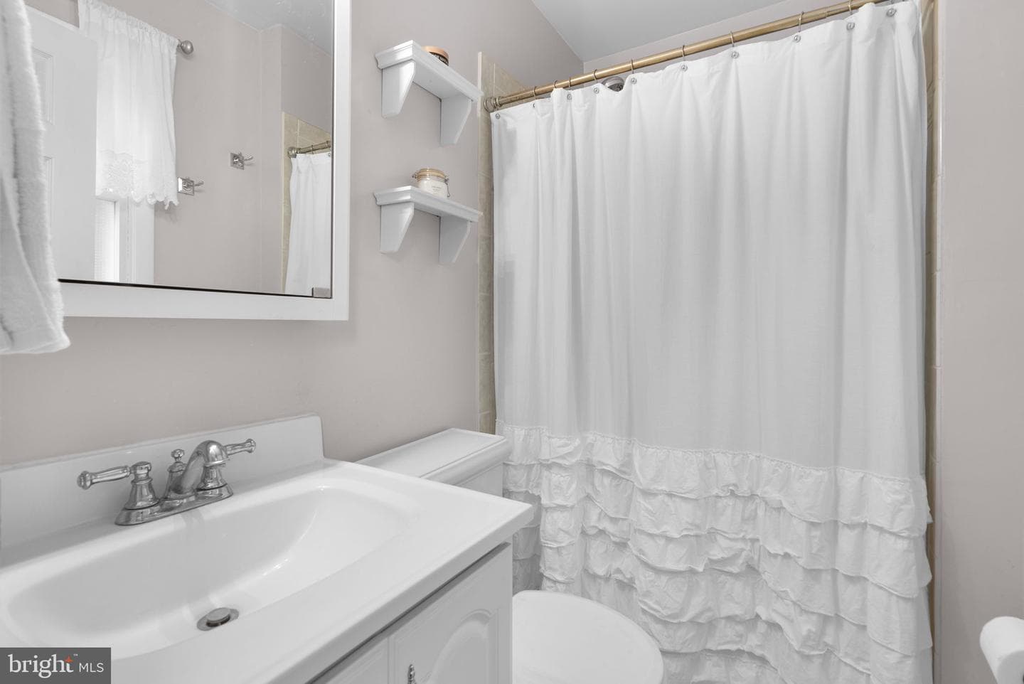 4502 Lemans Court photo 24