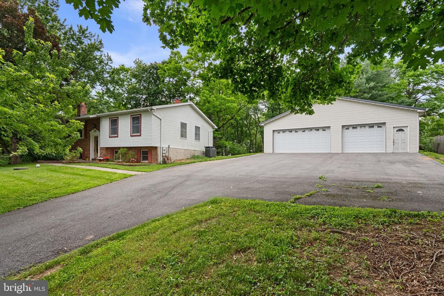4502 Lemans Court photo 4
