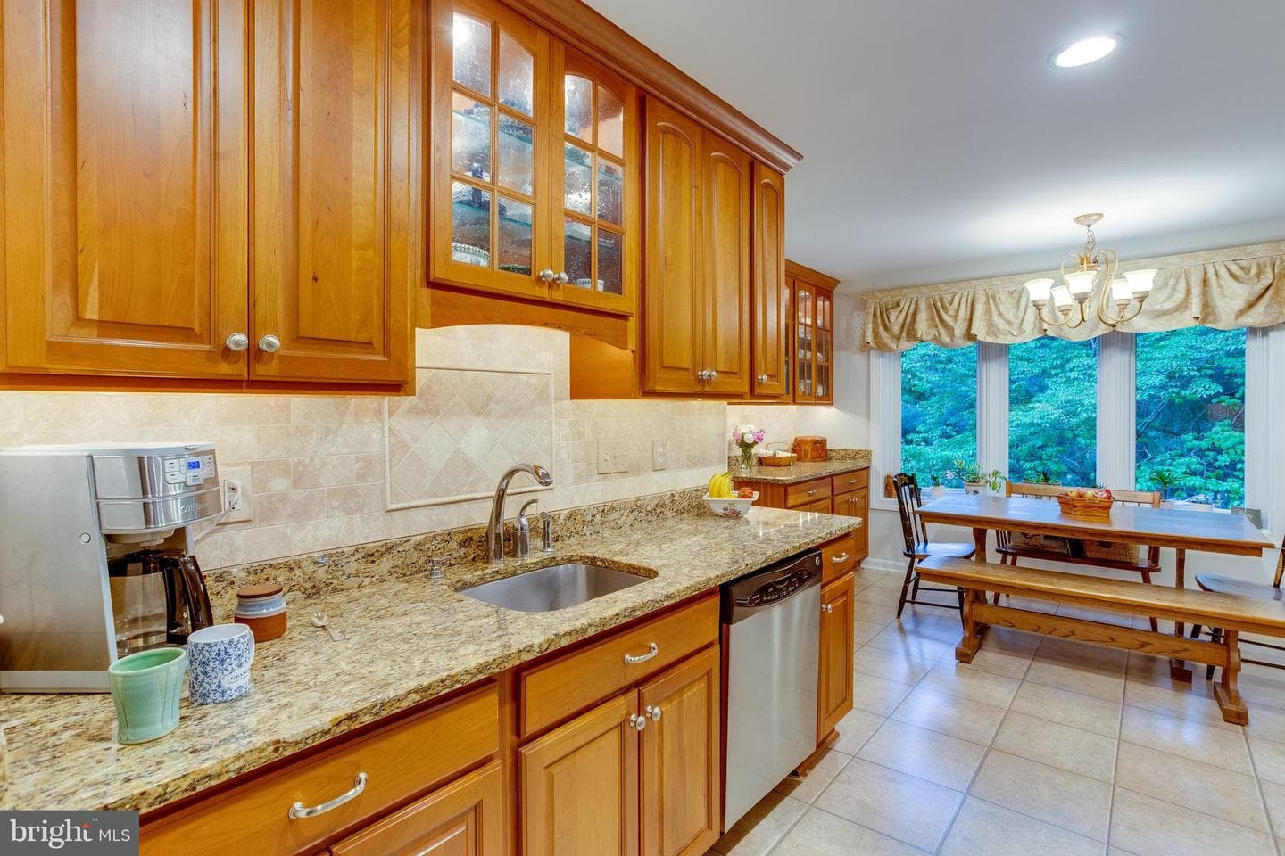 5421 Huckleberry Lane photo 8