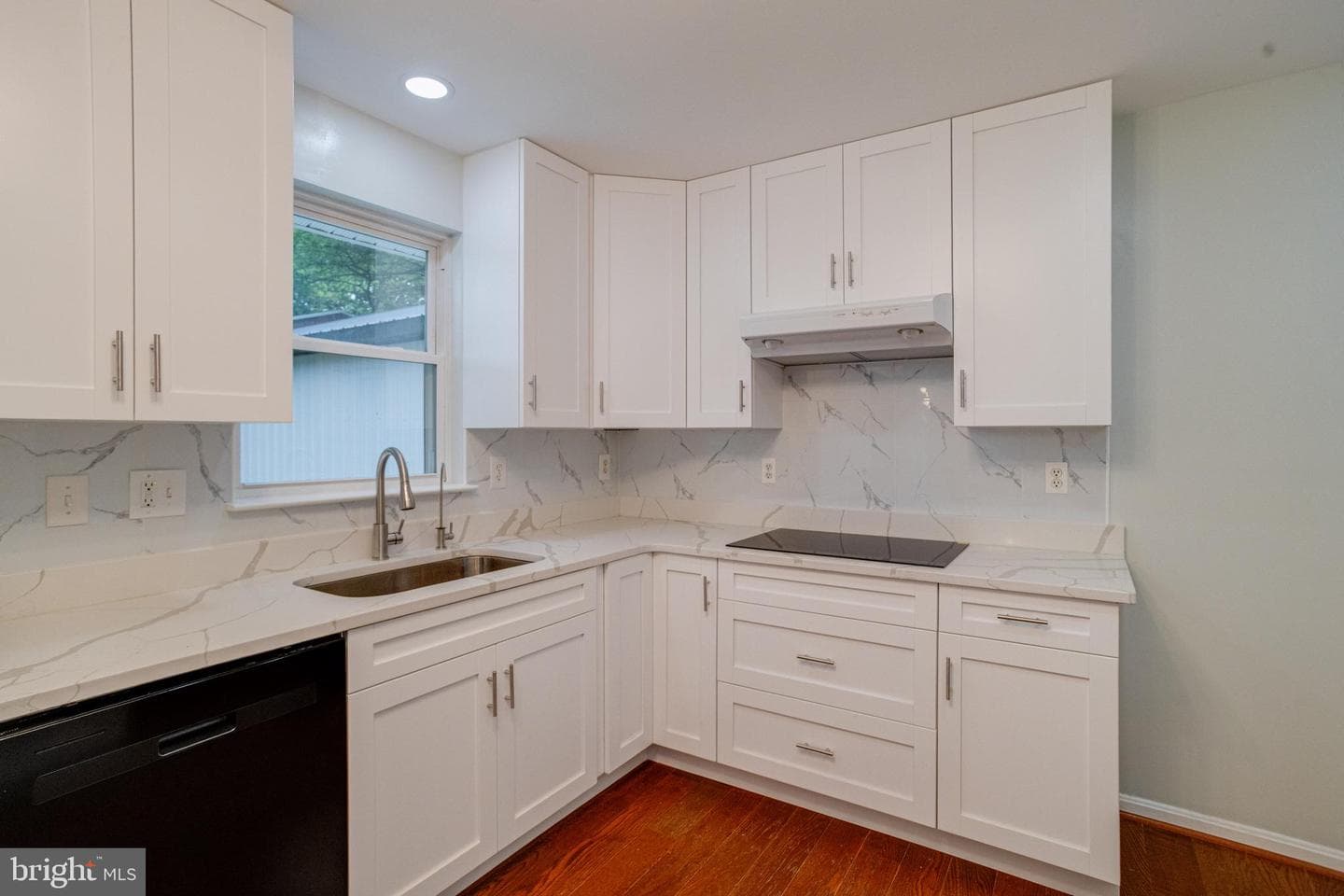 7002 Bristol Place photo 20