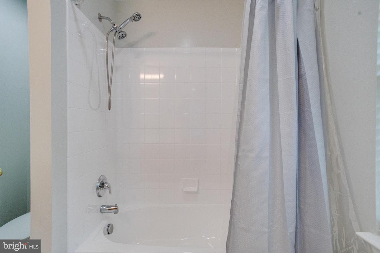 7002 Bristol Place photo 40
