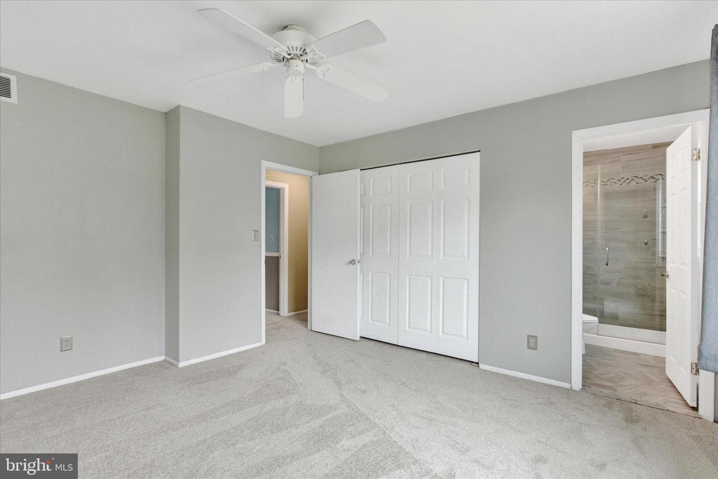 806 Uniontown Road photo 17