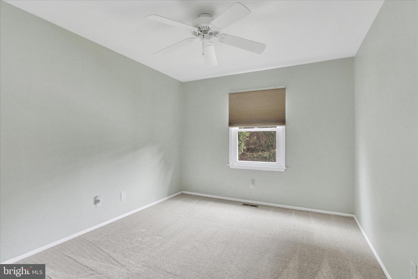 806 Uniontown Road photo 21