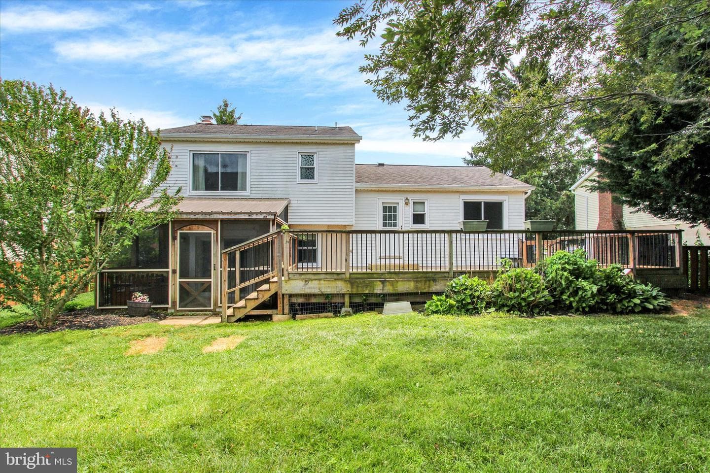 806 Uniontown Road photo 3