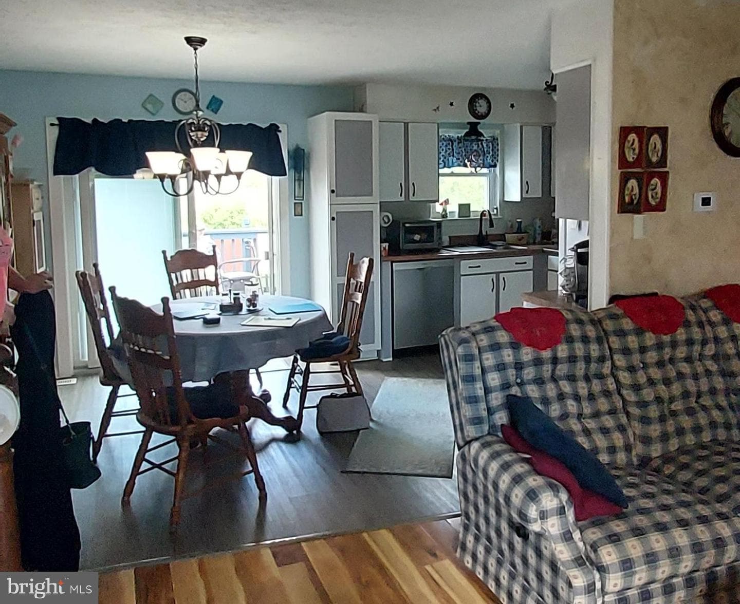 214 Grand Drive photo 6
