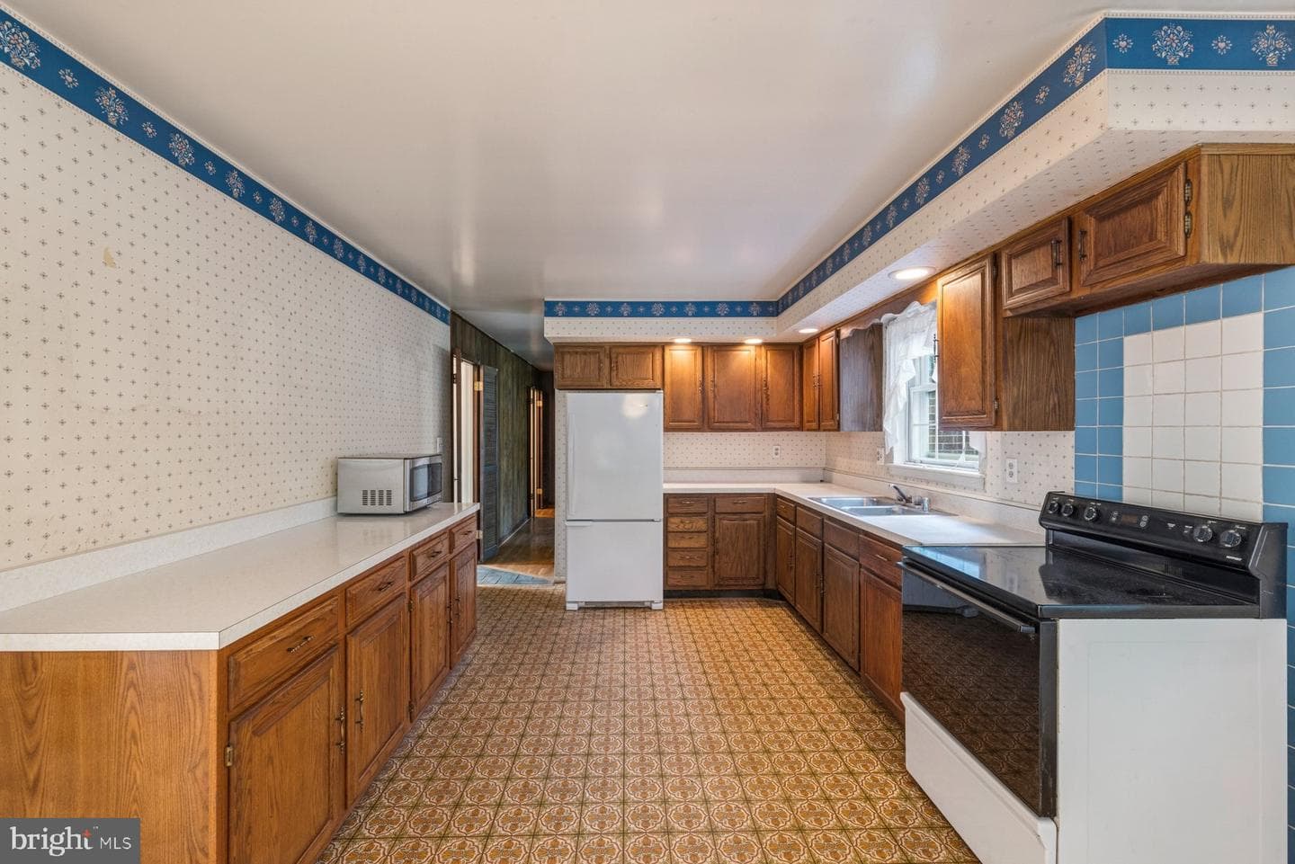 2318 Beren Lane photo 18