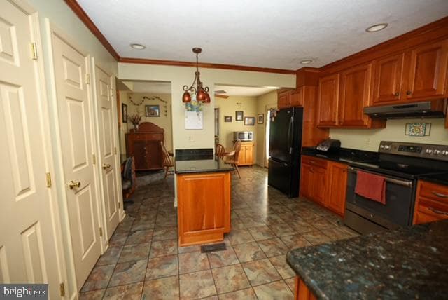 1740 Fairmount Road photo 15