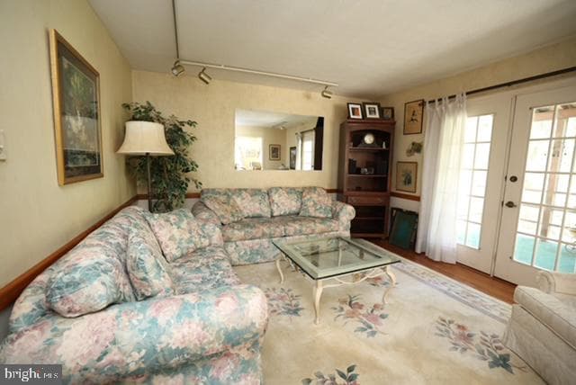 1740 Fairmount Road photo 32