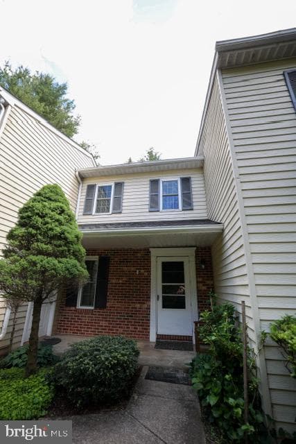 1740 Fairmount Road photo 77