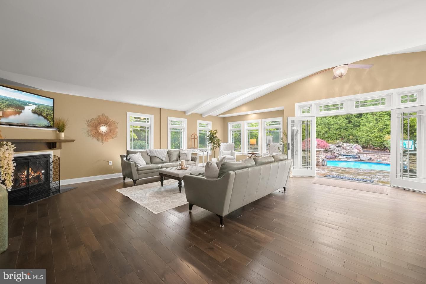 1900 Tea Mint Drive photo 32