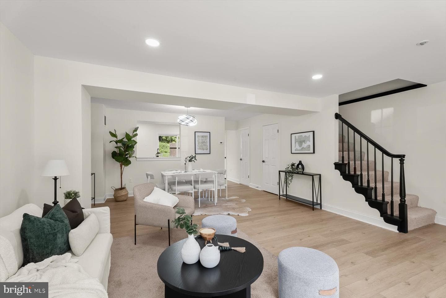 782 Medinah Circle photo 6