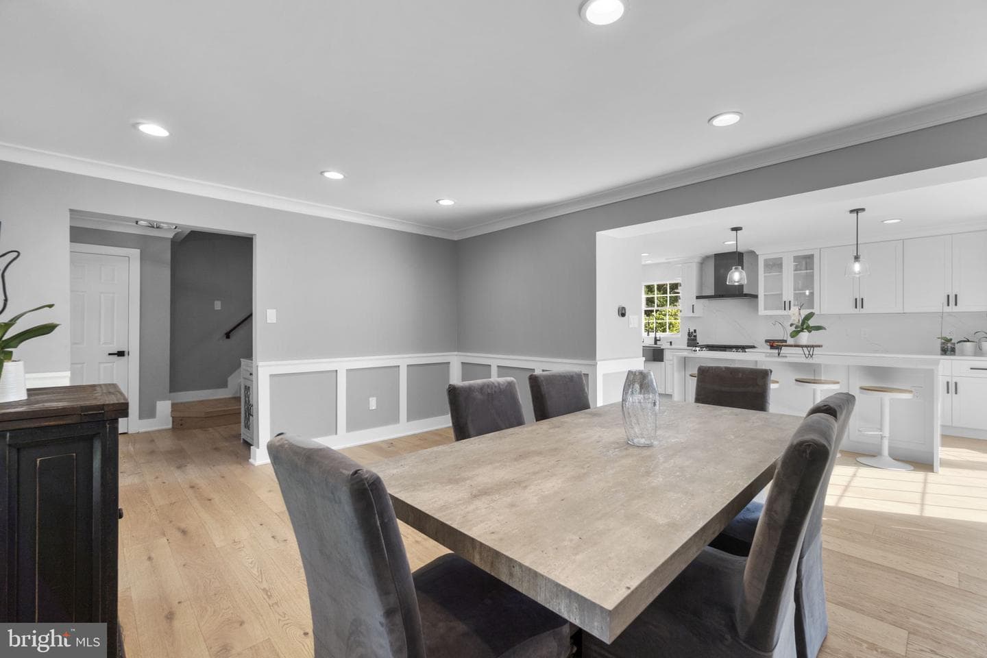 544 Yellow Lily Court photo 3