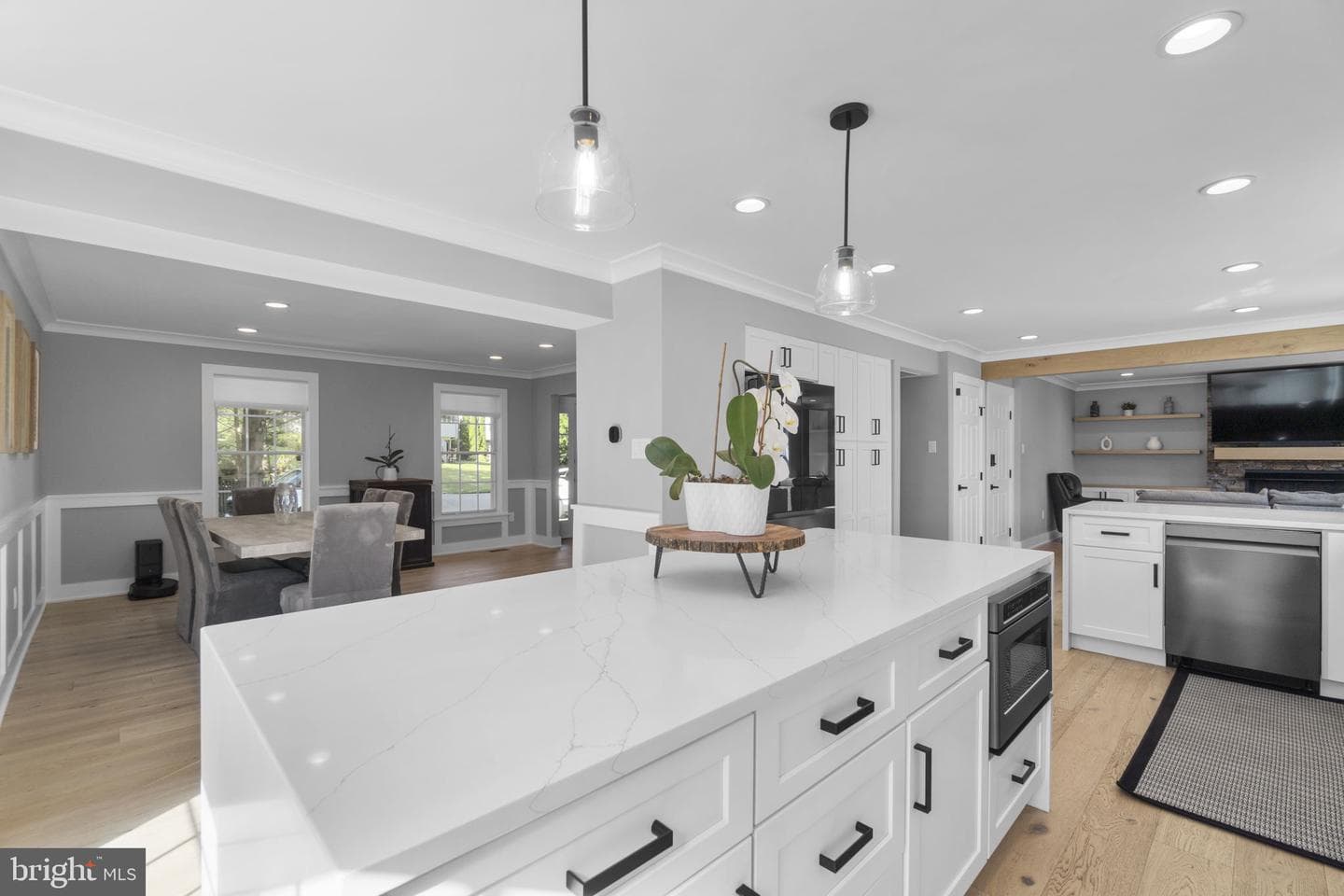 544 Yellow Lily Court photo 6