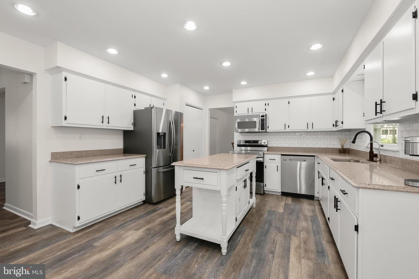 5686 French Avenue photo 3