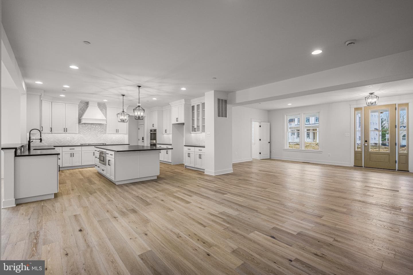 102 Kenard Drive photo 4