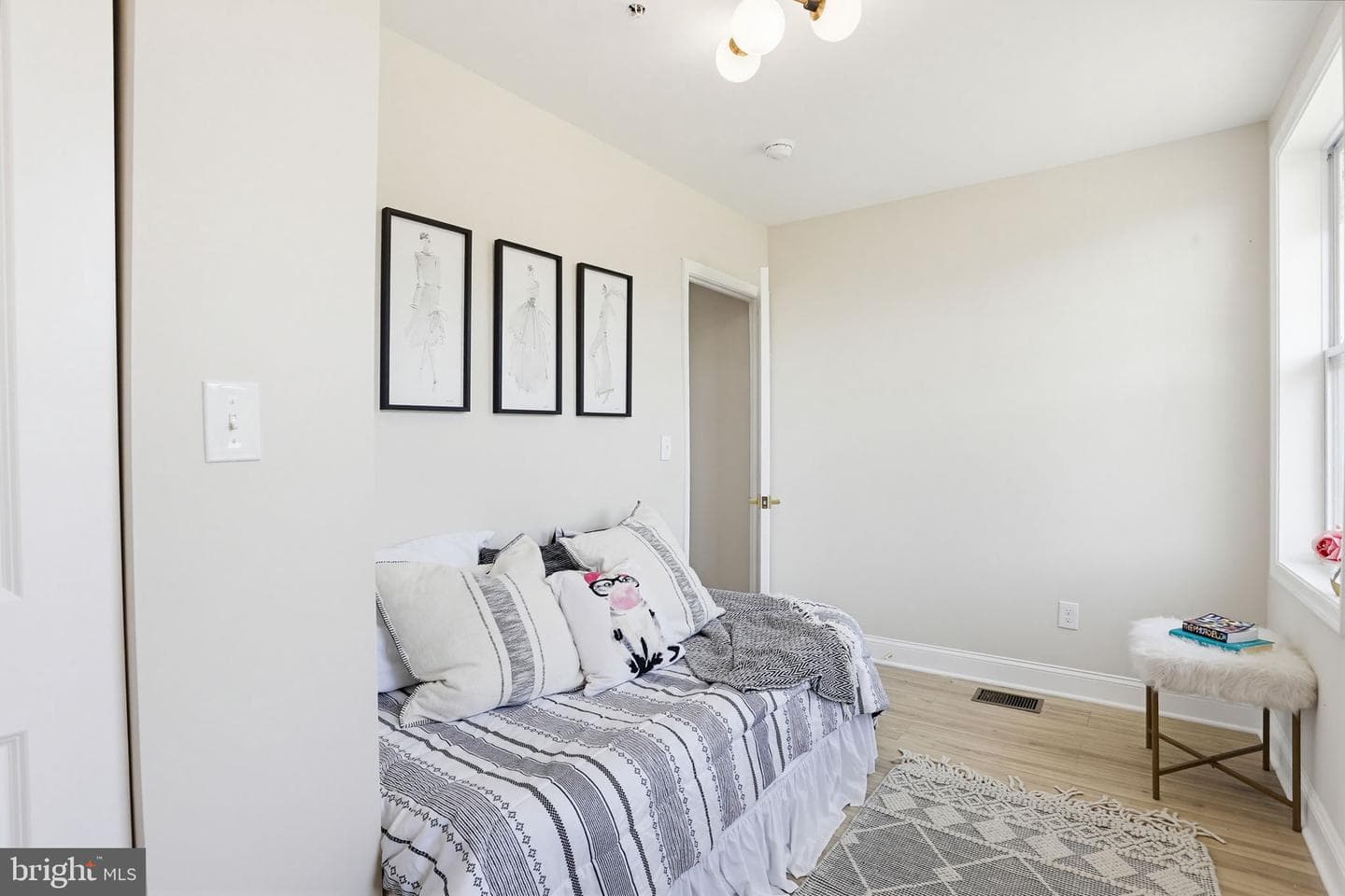 6504 Freedom Avenue photo 34