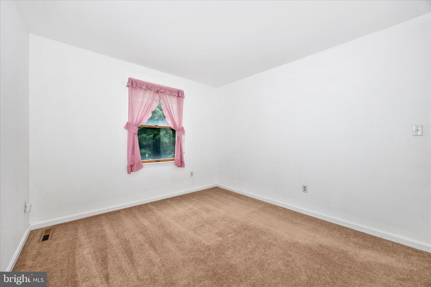 6617 Christy Acres Court photo 32