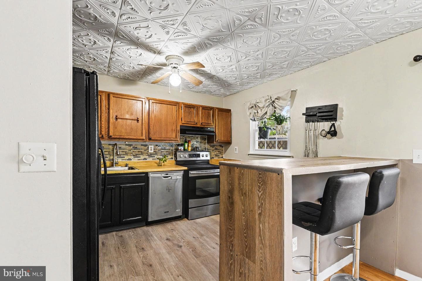 202 Gallatin Court photo 11