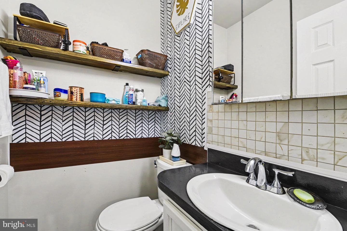 202 Gallatin Court photo 16