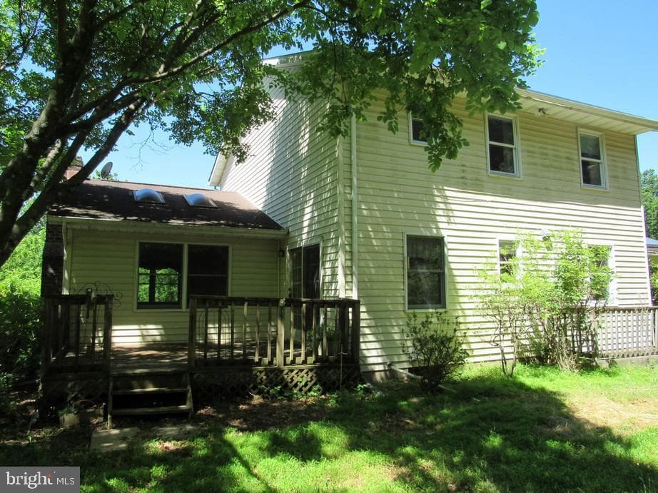 681 Hook Road photo 2