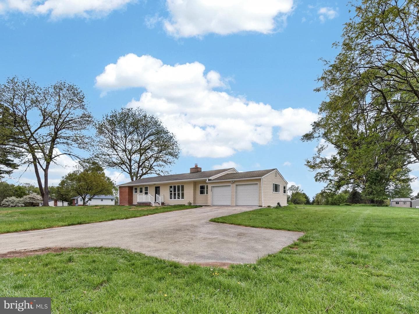 2035 Kays Mill Road photo 3