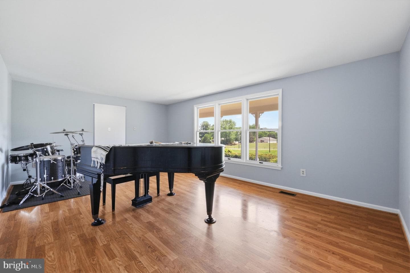 3814 Boteler Road photo 6