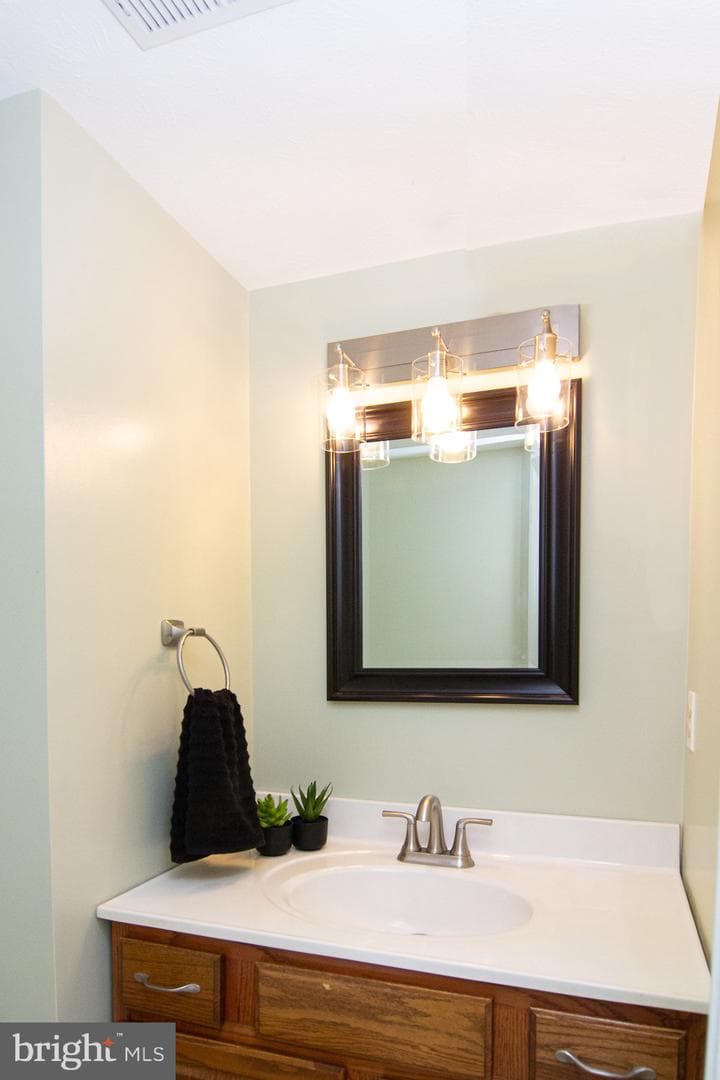 4609 Marksman Court photo 3