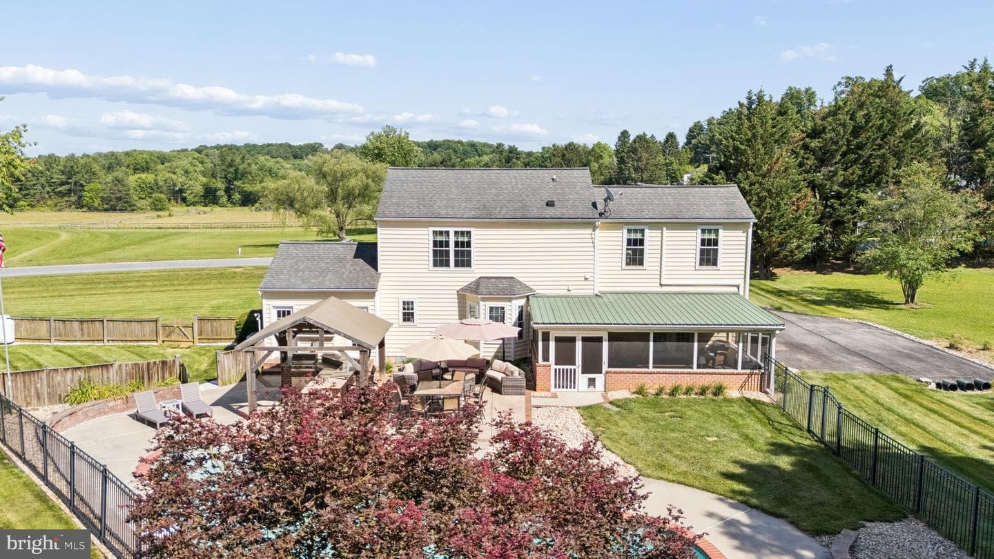5090 Amantea Way photo 86
