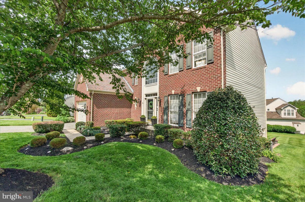 7220 Shub Farm Road photo 3