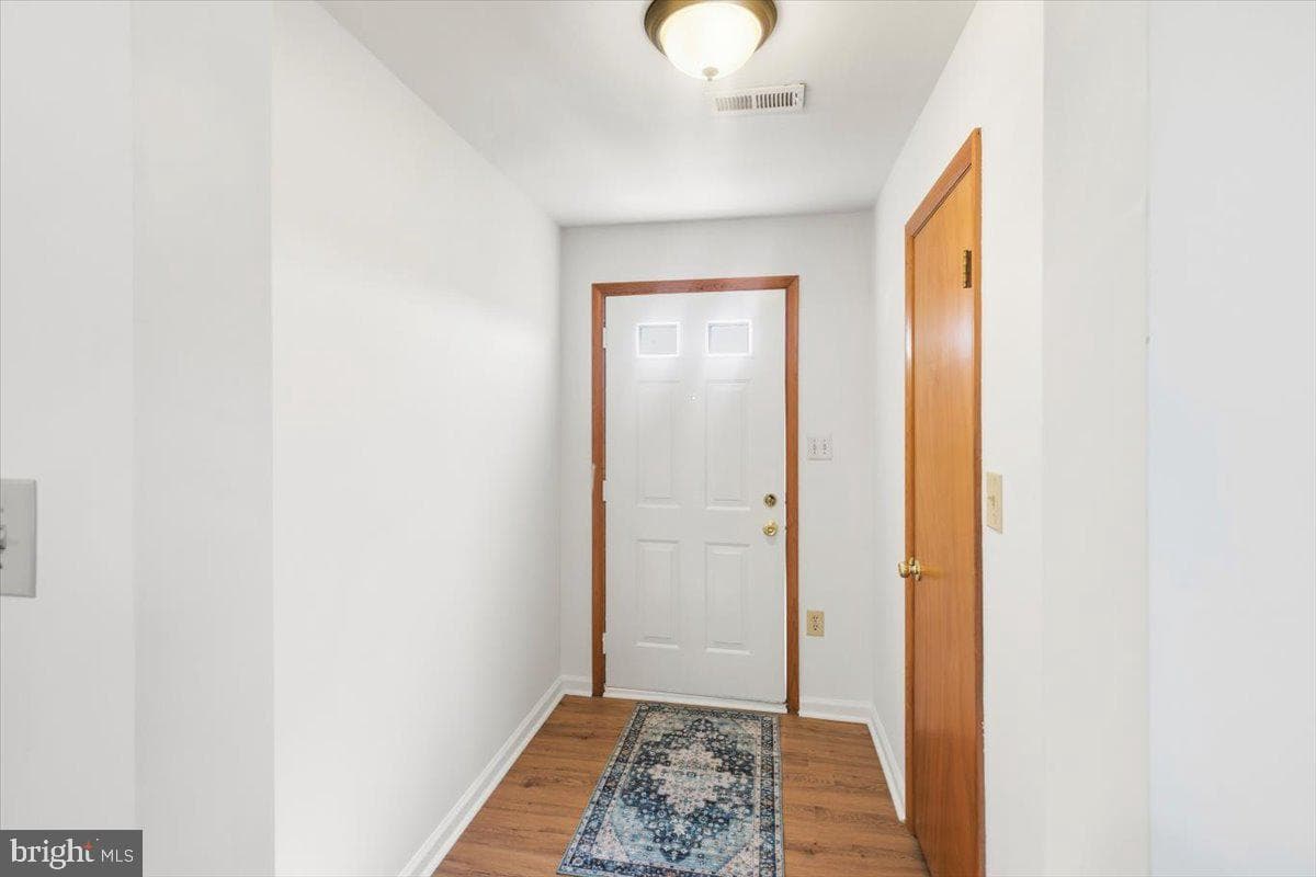 6824 Woodbine Road photo 7