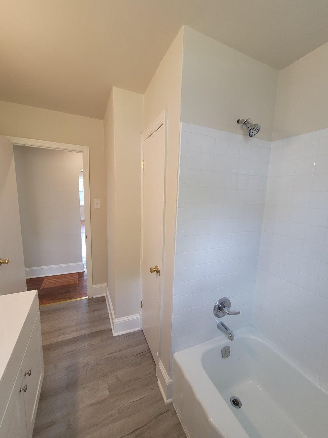 110 N Main Street photo 8