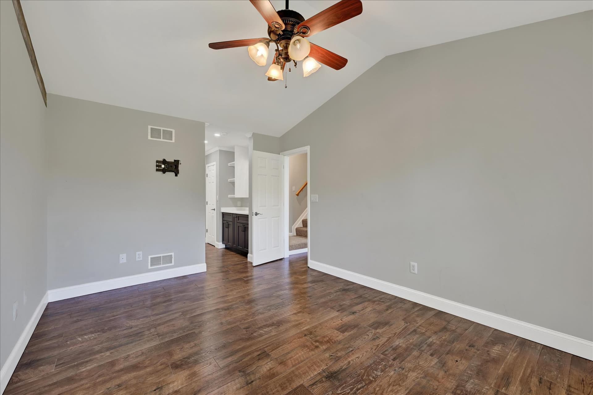 24 Landau Drive photo 22