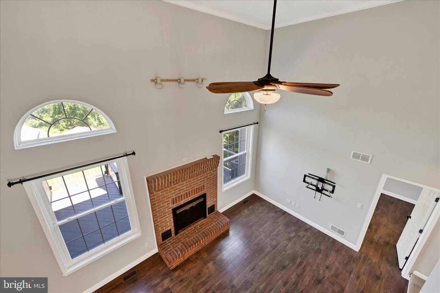 24 Landau Drive photo 42