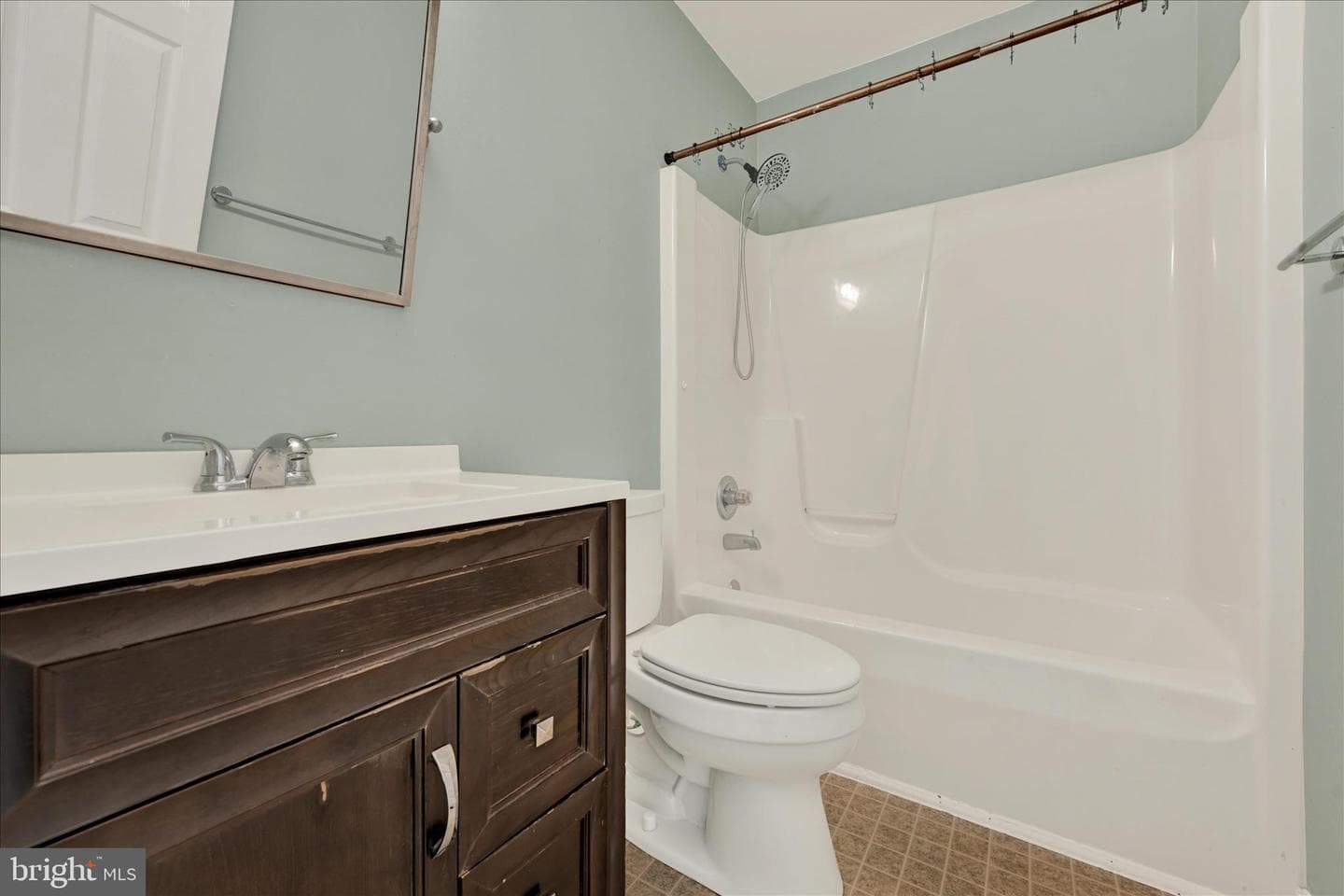 24 Landau Drive photo 43