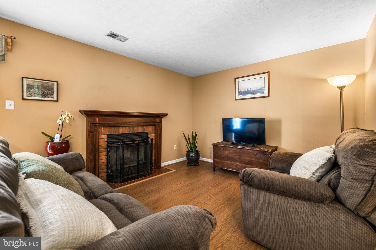 942 Gaming Square photo 8