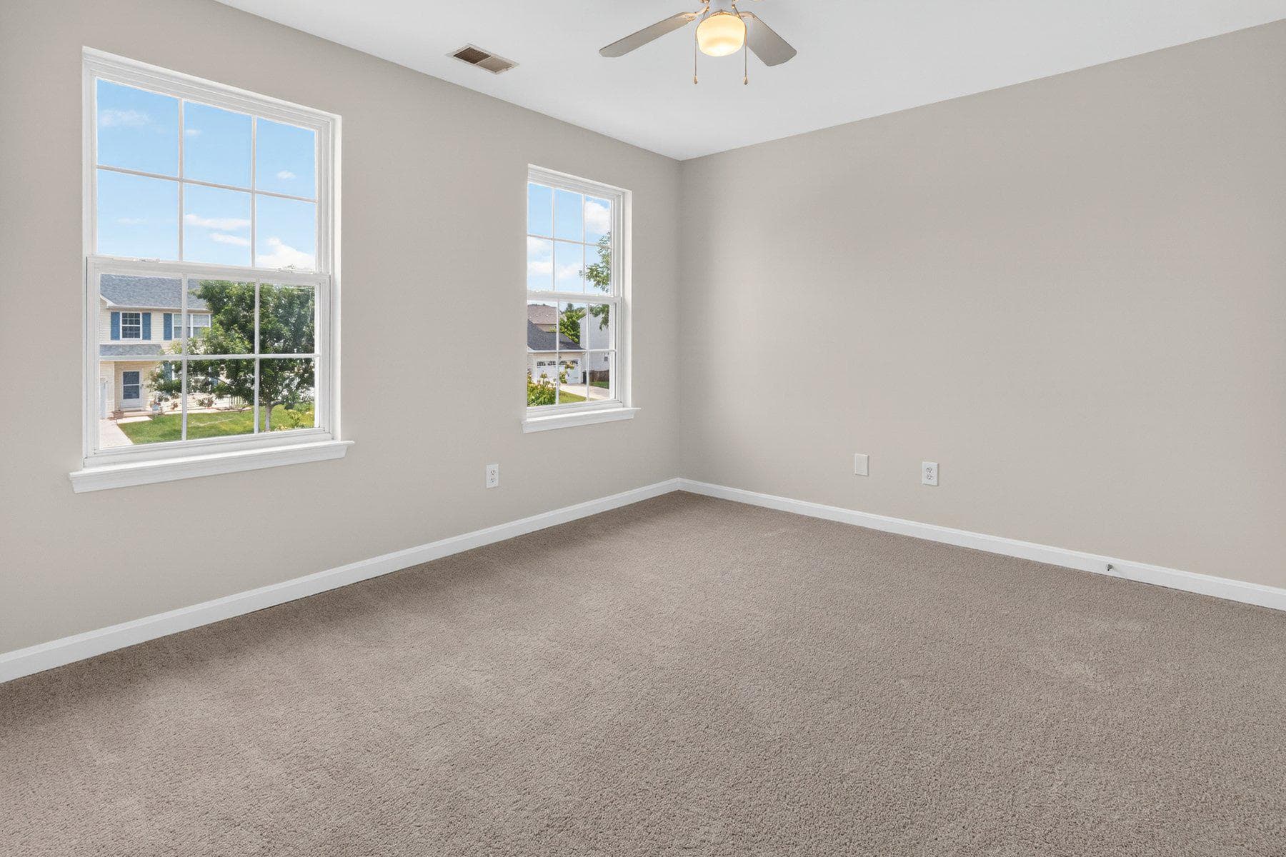 242 Colbert Street photo 21