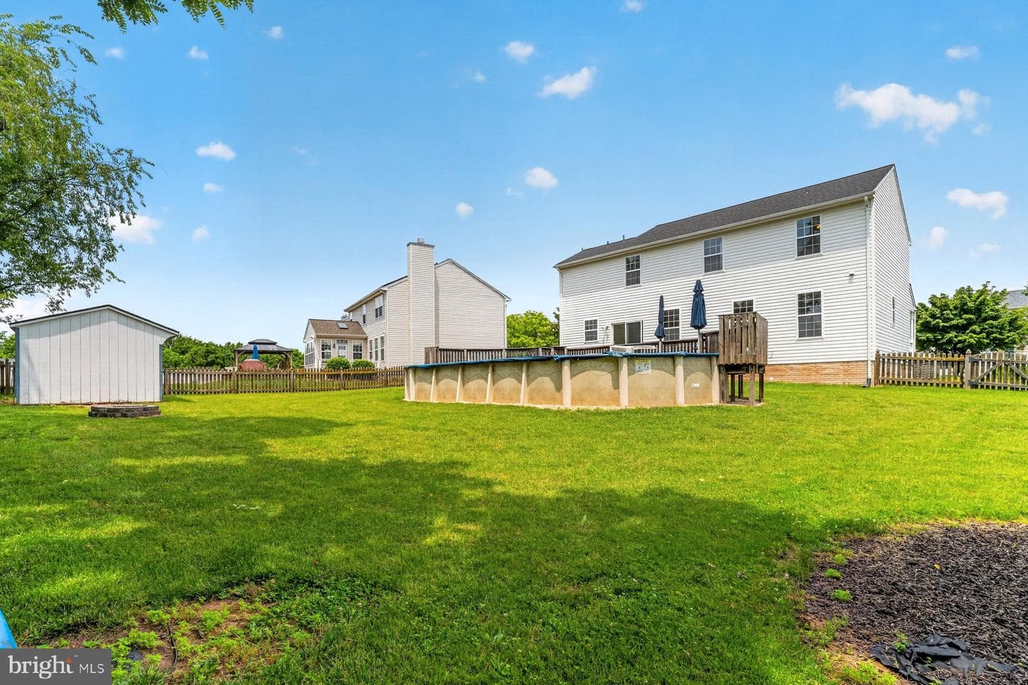 242 Colbert Street photo 31