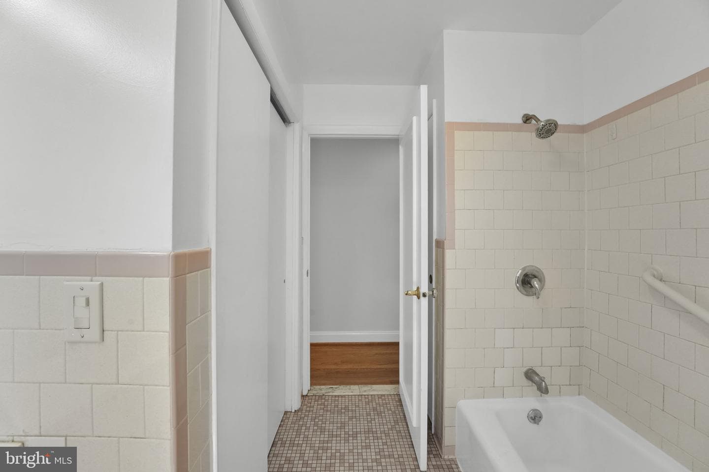 810 Wisteria Drive photo 22