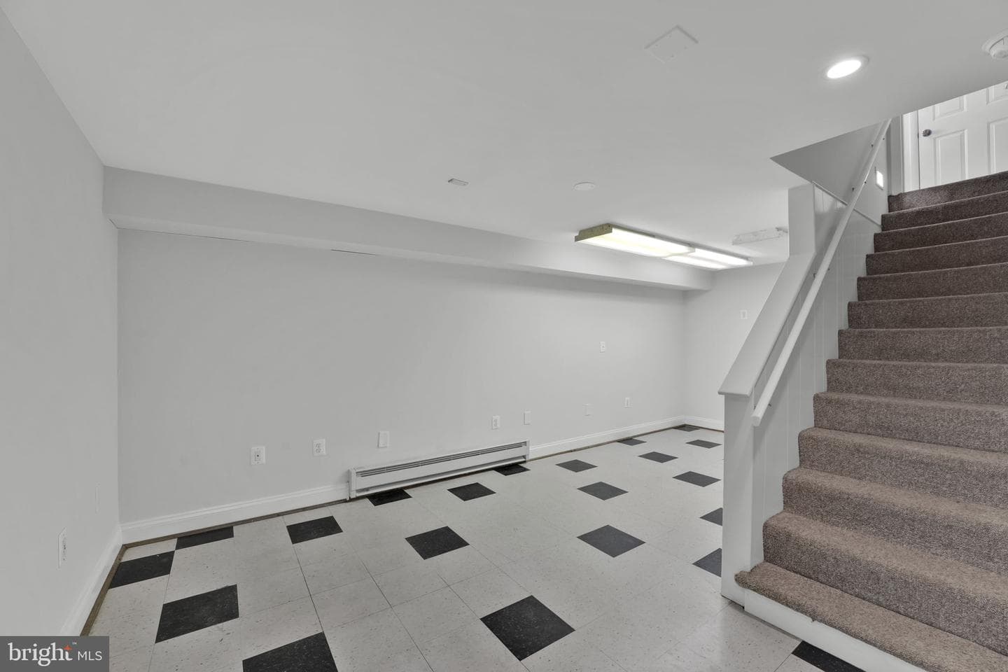 810 Wisteria Drive photo 33