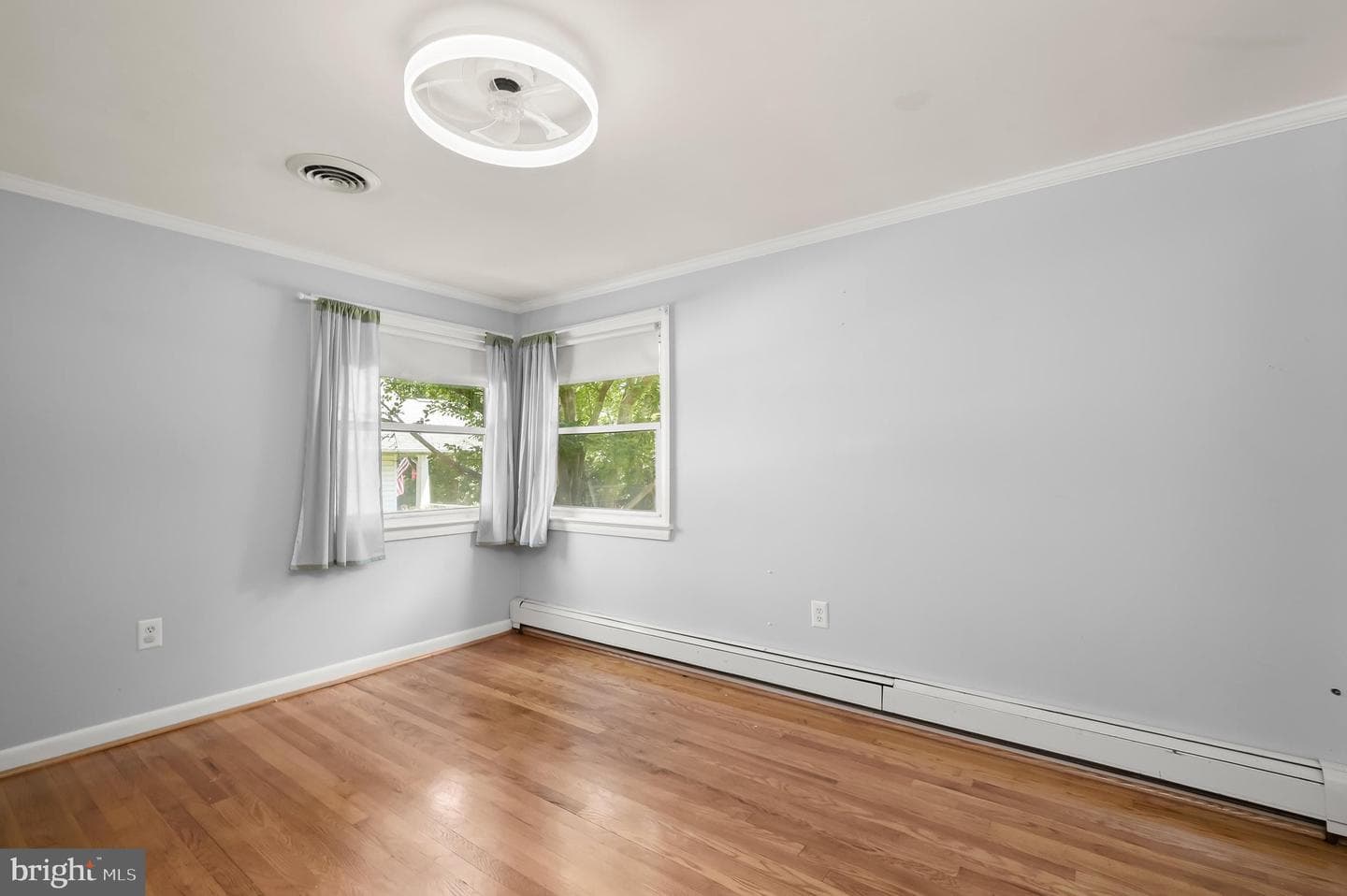 7416 Centre Street photo 34