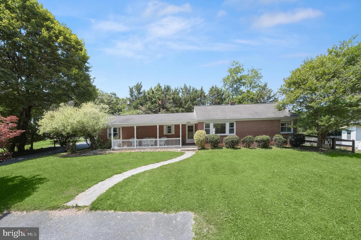 7416 Centre Street photo 72