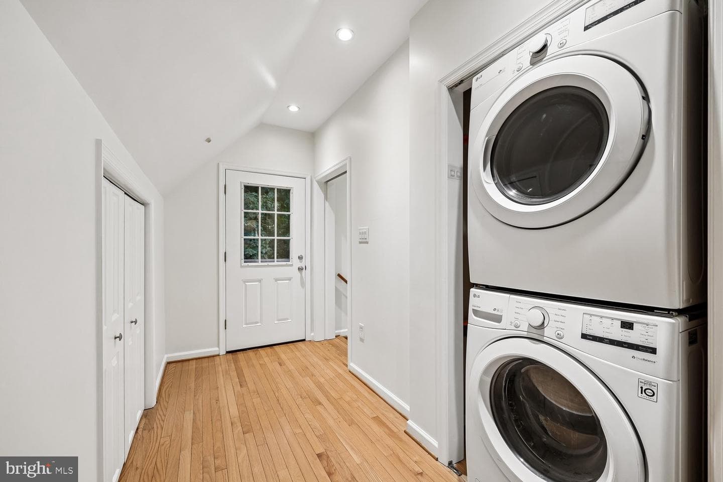 2404 Braddock Road photo 47