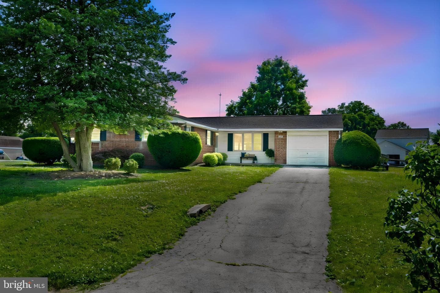 1026 Highfield Drive, Hampstead