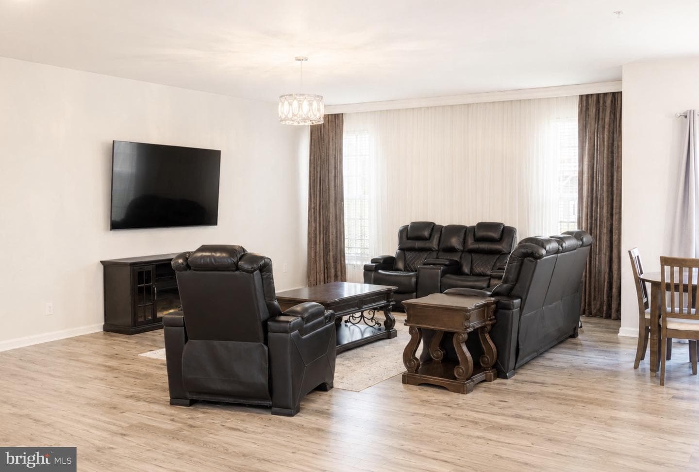 720 Scarlet Sky Drive photo 4