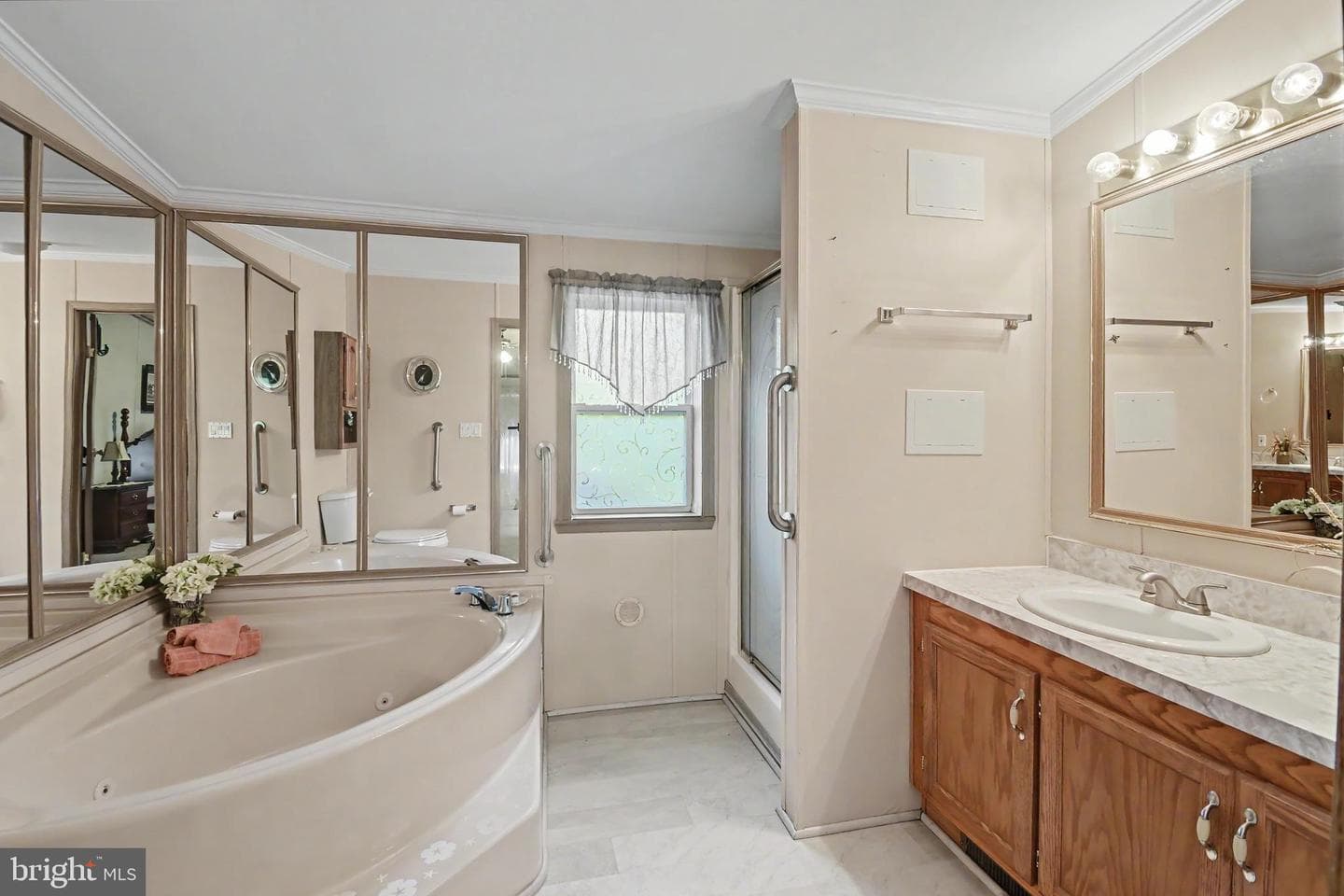 121 Lassiter Circle photo 13