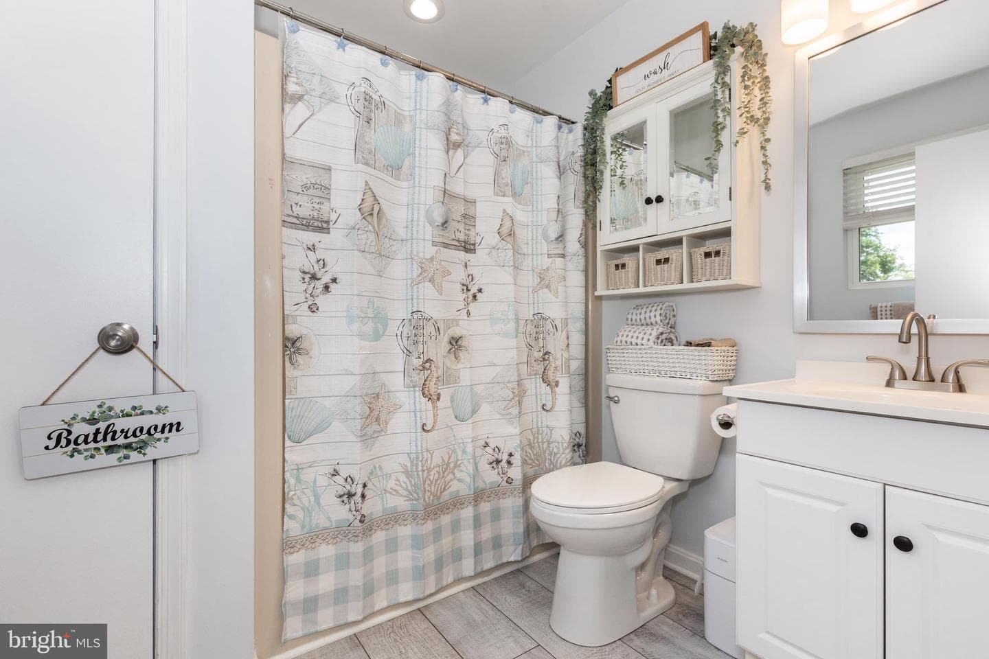 213 Roth Avenue photo 21