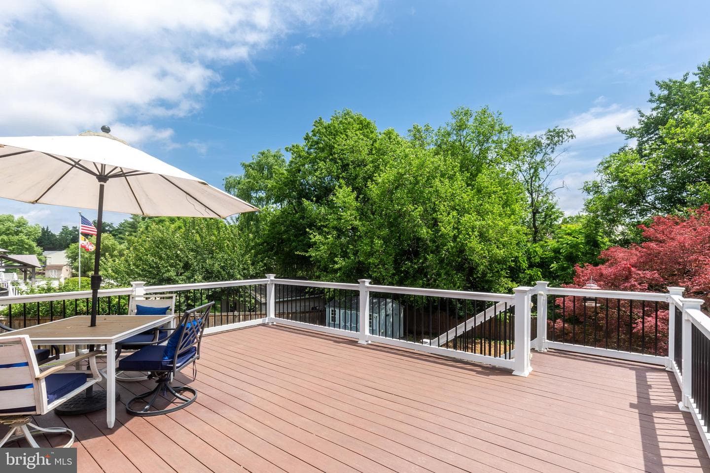 213 Roth Avenue photo 33