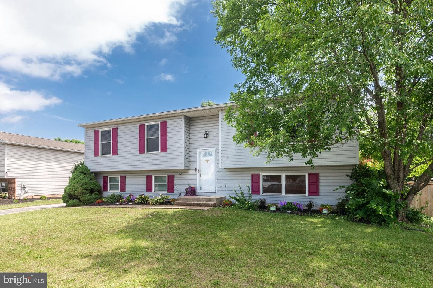 213 Roth Avenue photo 44