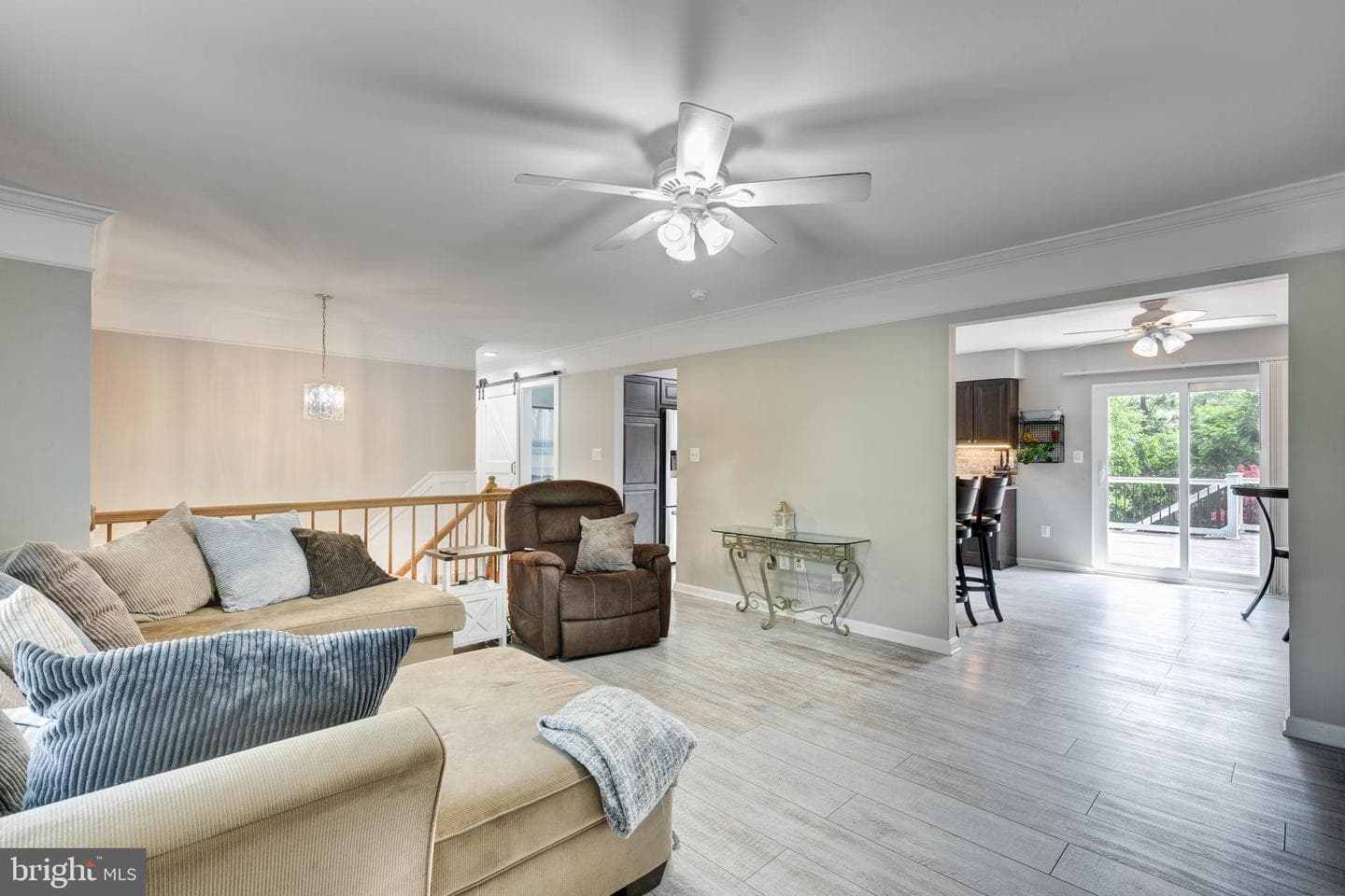 213 Roth Avenue photo 6